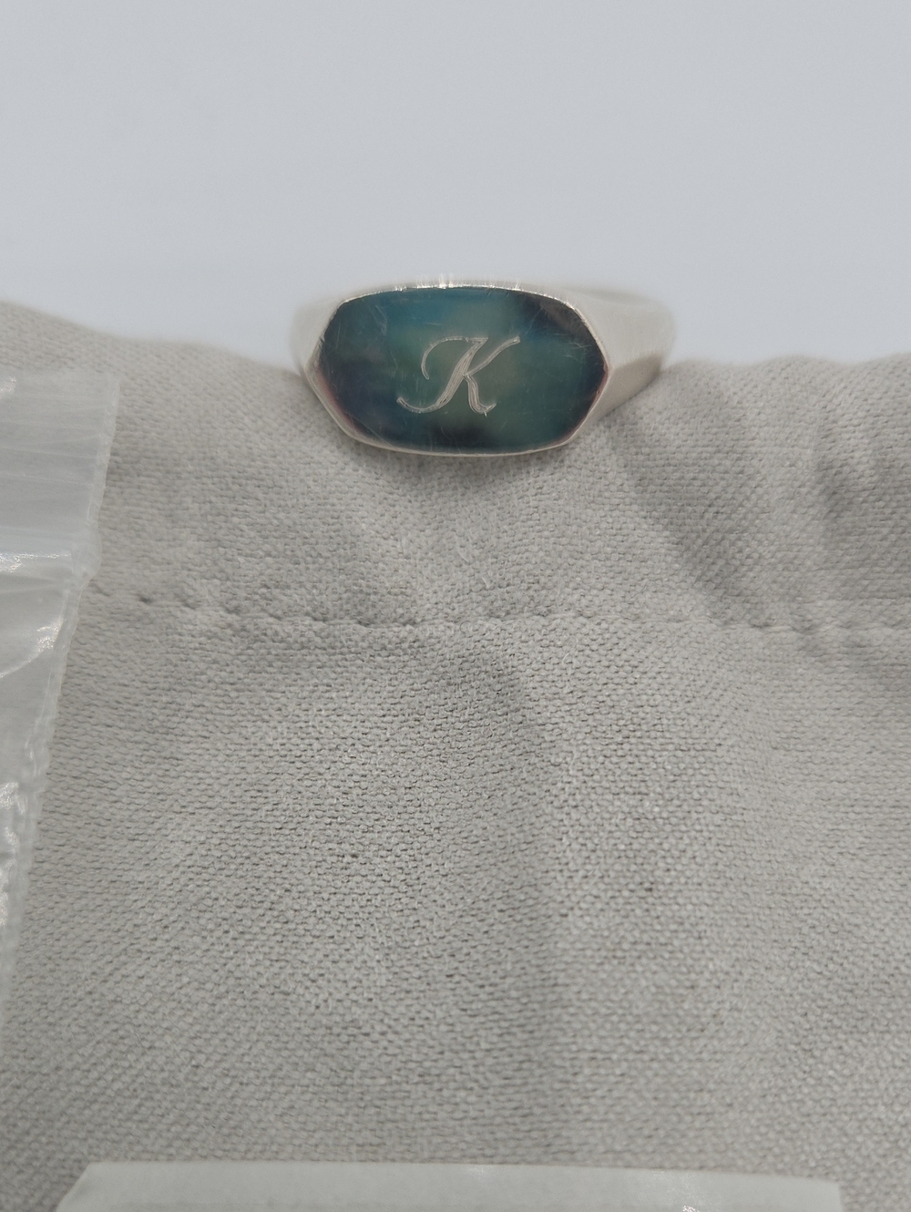 Kendra Scott Elisa Engraved K Signet Ring